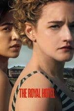 Nonton film The Royal Hotel (2023) idlix , lk21, dutafilm, dunia21